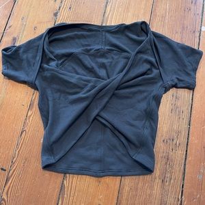 Lululemon hold tight short sleeve twist front